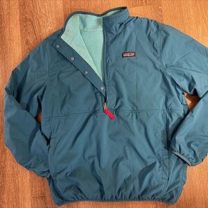 Patagonia Teal Half-Zip reversible, lightweight Jacket